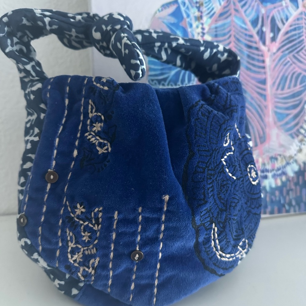 Free People  Embroidered Women's Bag